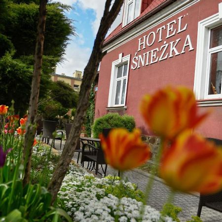 Sniezka Hotel ครอสโน ภายนอก รูปภาพ