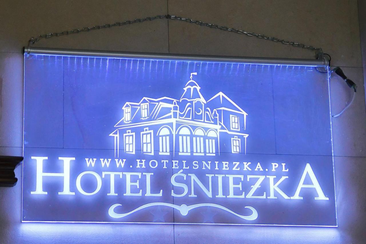 Sniezka Hotel ครอสโน ภายนอก รูปภาพ